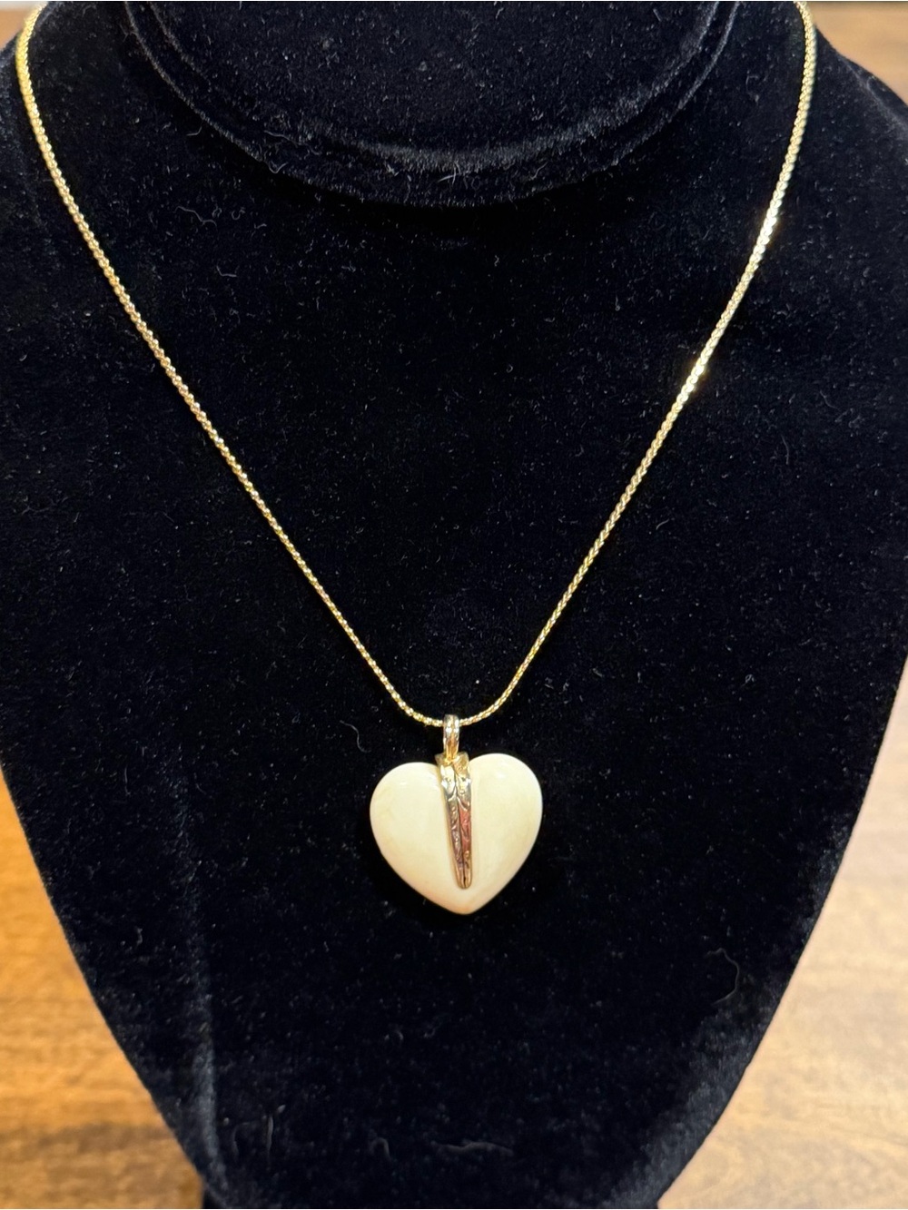 Vintage Gold Toned Chain Necklace with Cream Heart Pendant Costume